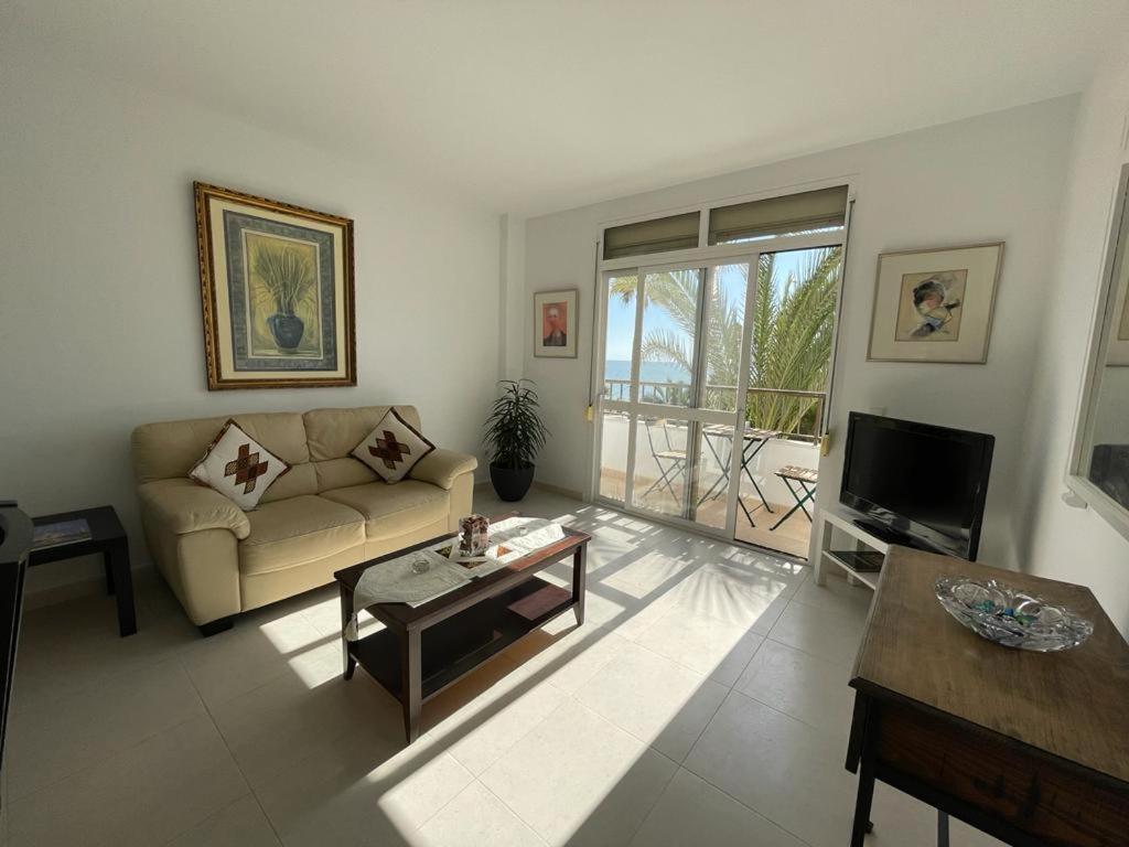 Apartamento Frente A La Playa Piso 3 Estepona Ngoại thất bức ảnh